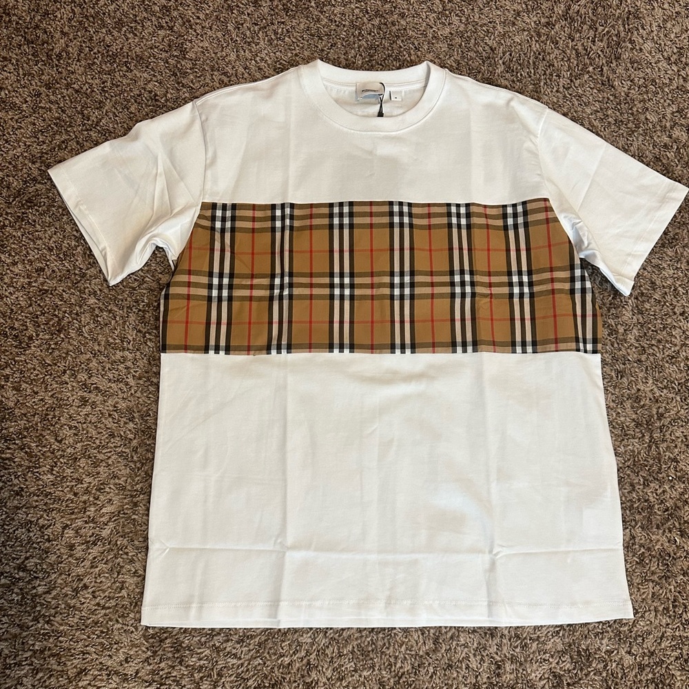 BURBERRY TEE🔥🔥🔥🔥🔥